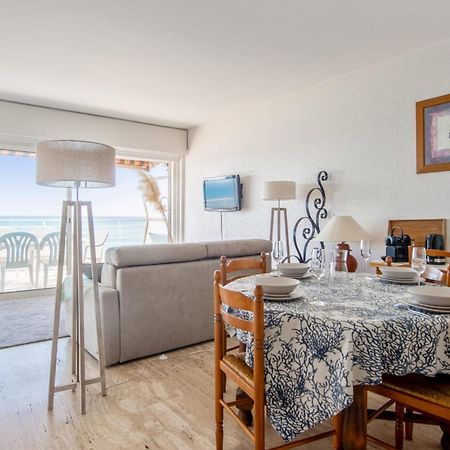 Le Balcon Sur La Baie - Welkeys Apartment Кан сюр Мер Екстериор снимка